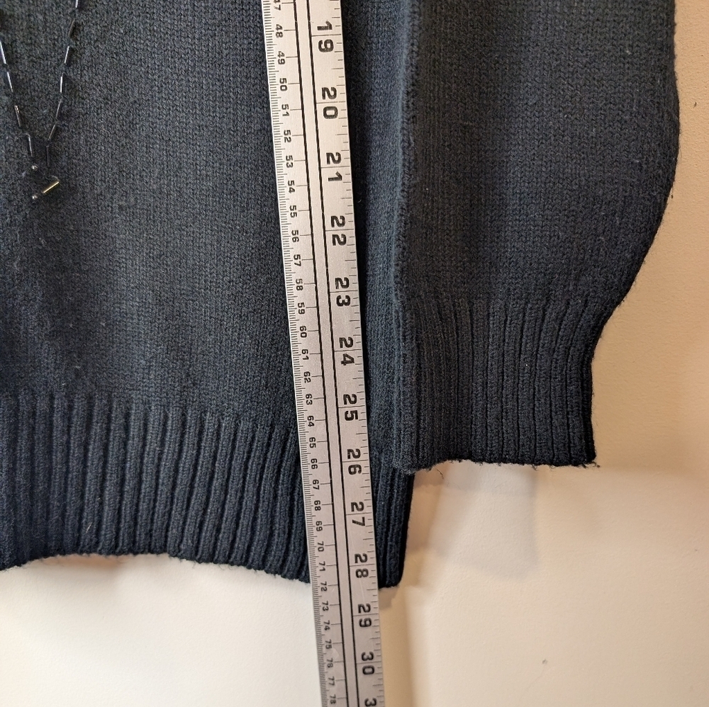Vintage Sweater Medium black Floral Embroidered Beaded Pullover - Picture 12 of 13